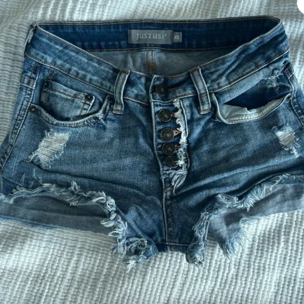 Just USA jean shorts with adorable fray design. perfect condition no flaws